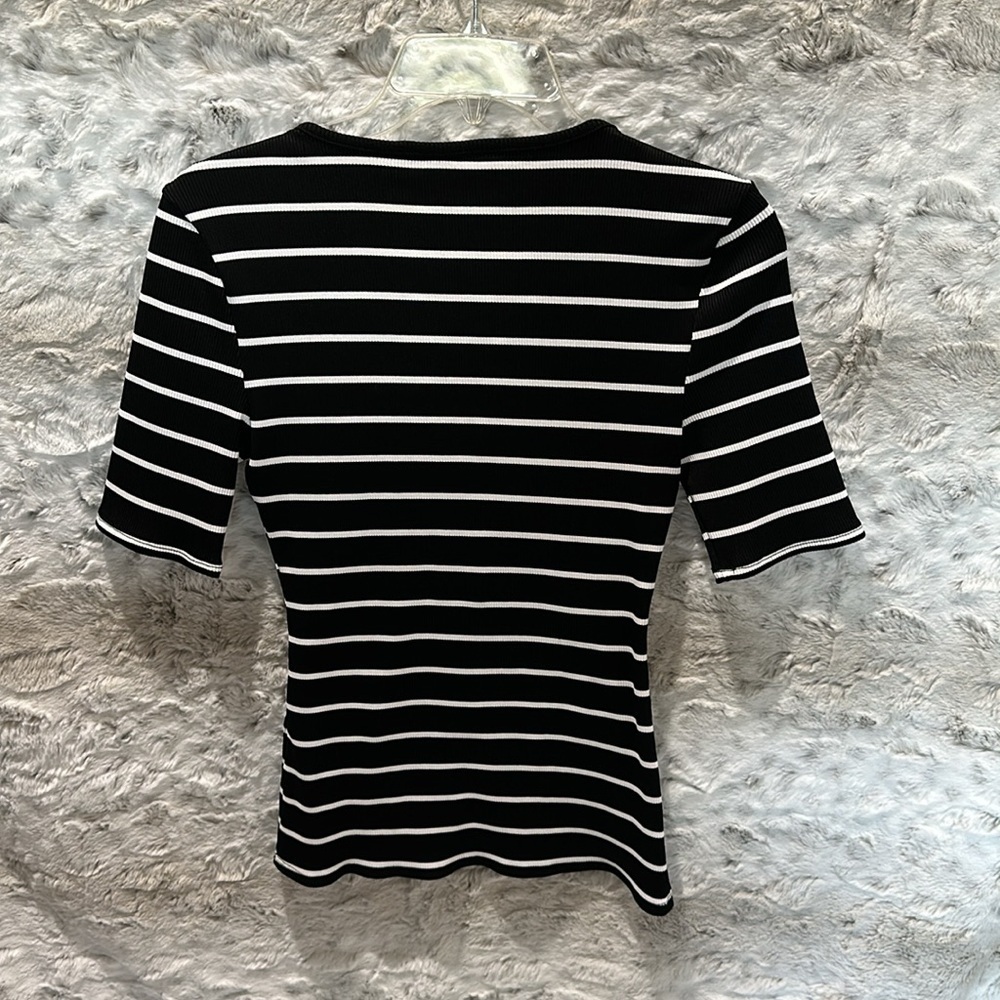 Women’s WHBM Forme Ribbed Top - Small - Picture 2 of 3